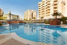ویندهام گاردن لارا